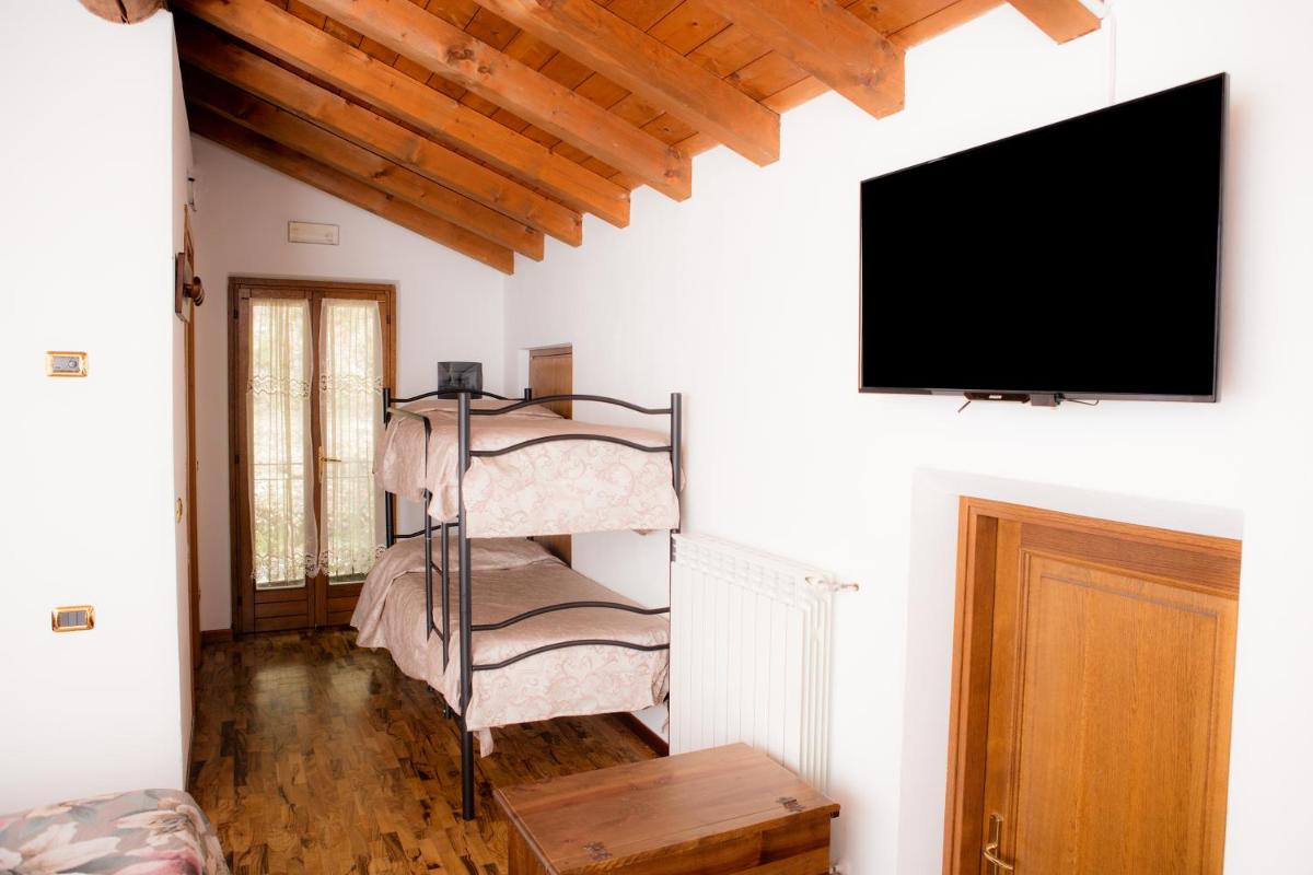 Agriturismo La Fonte Di Mariella - Housity
