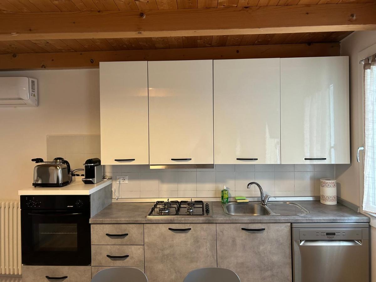Larocca Tourist Home 6 Valbrenta - Housity