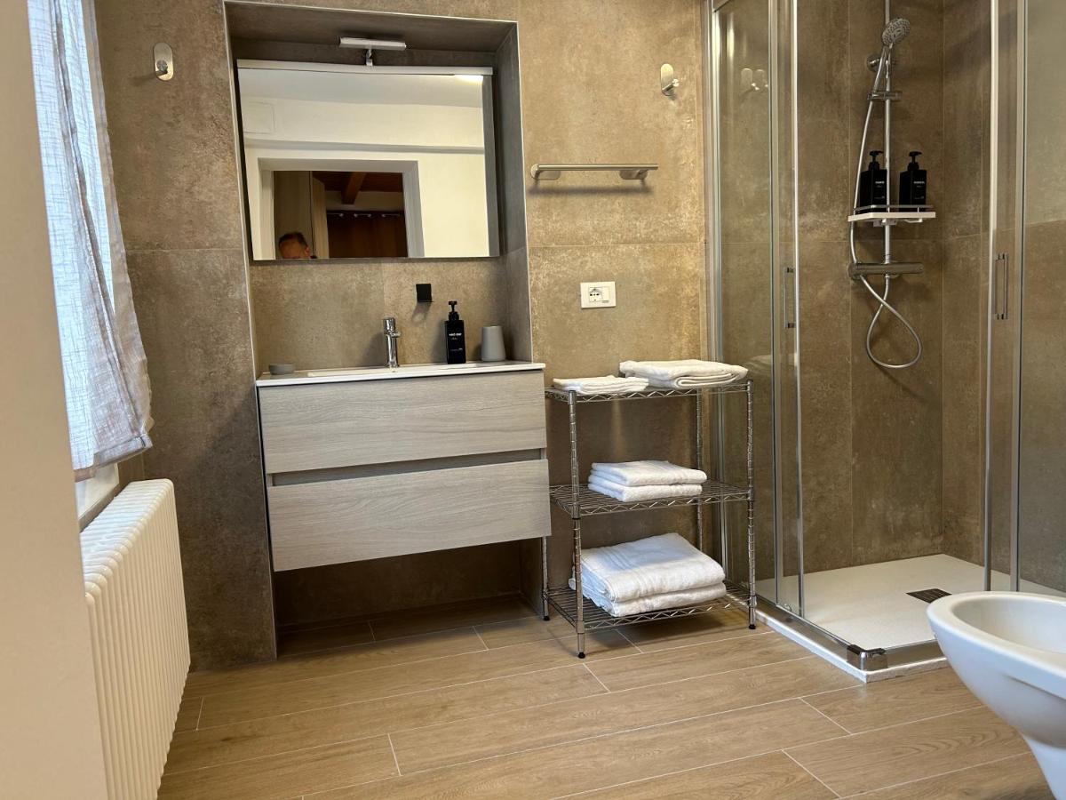 Larocca Tourist Home 6 Valbrenta - Housity