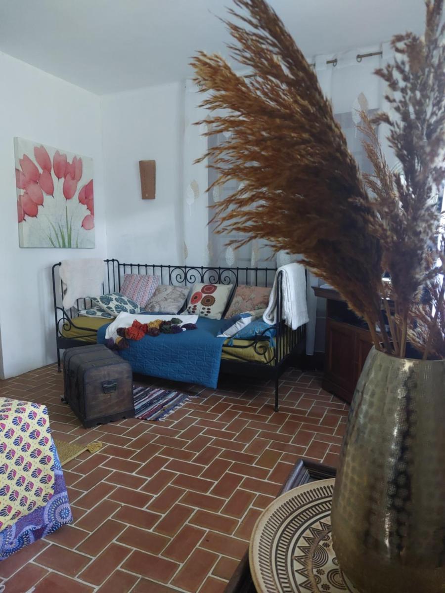 La Maison de Marie-Jeanne - Le Rocher d'Ongles - Housity