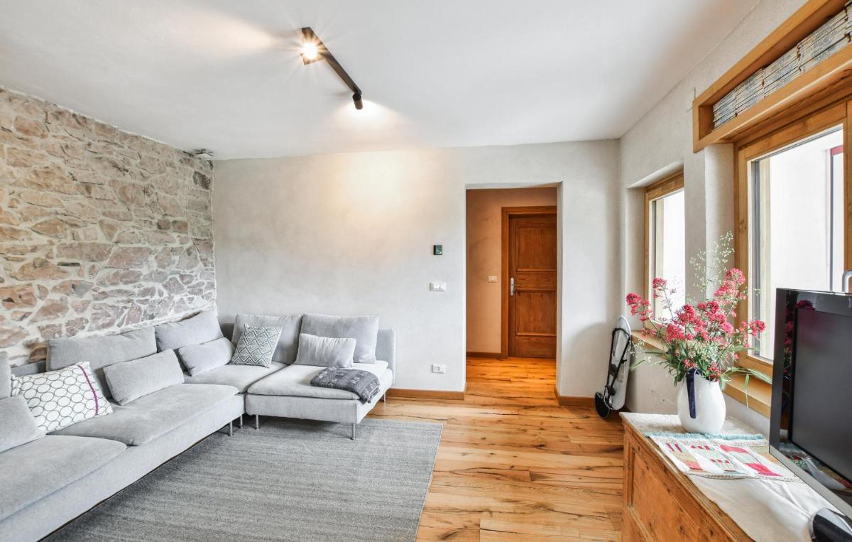 3 Bedroom Awesome Home In Lamon - Housity