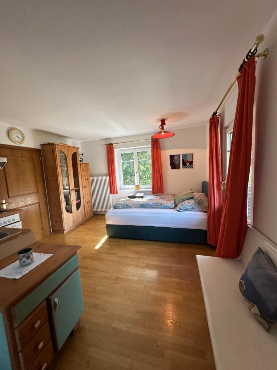 Ferienhaus im Wald - Hizvo