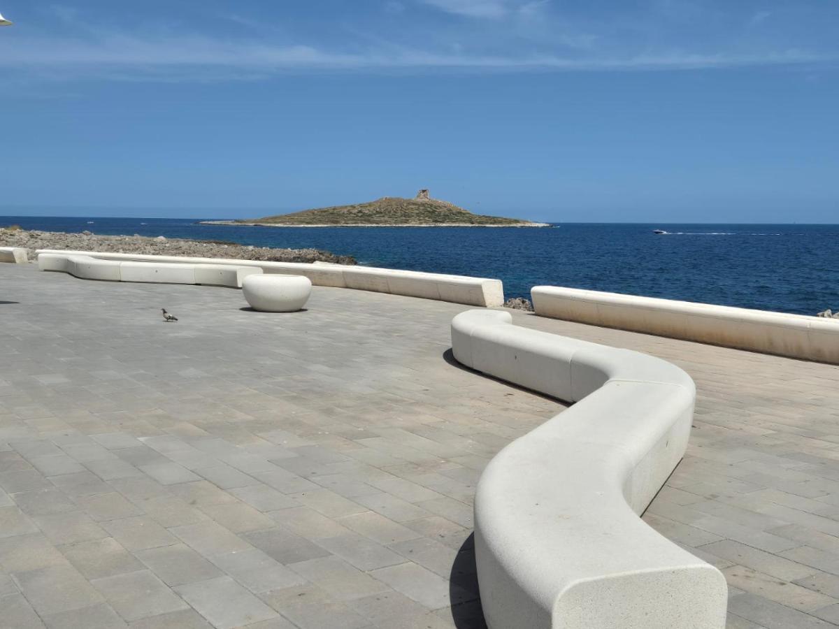 Smart Apartment by the Sea near Palermo, Sicily - Housity
