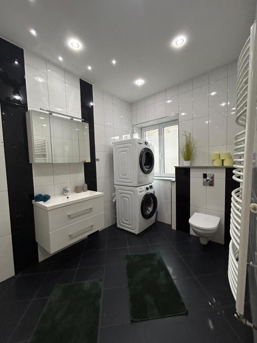 GROSS - REAL ESTATE - Housity