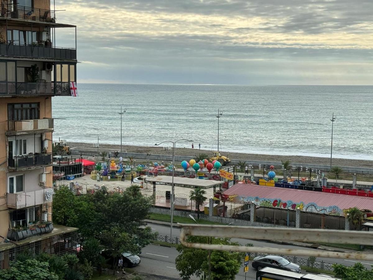 Apartment Near the Sea - Housity