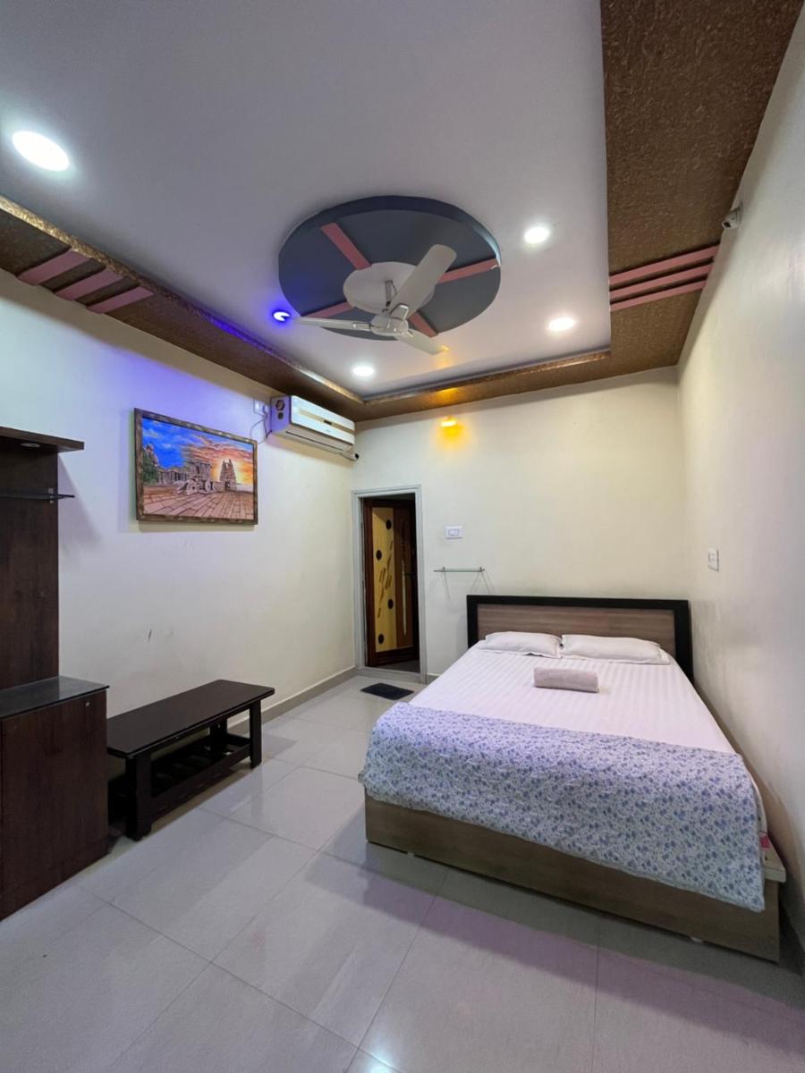 BANANA FARM HOUSE - Housity
