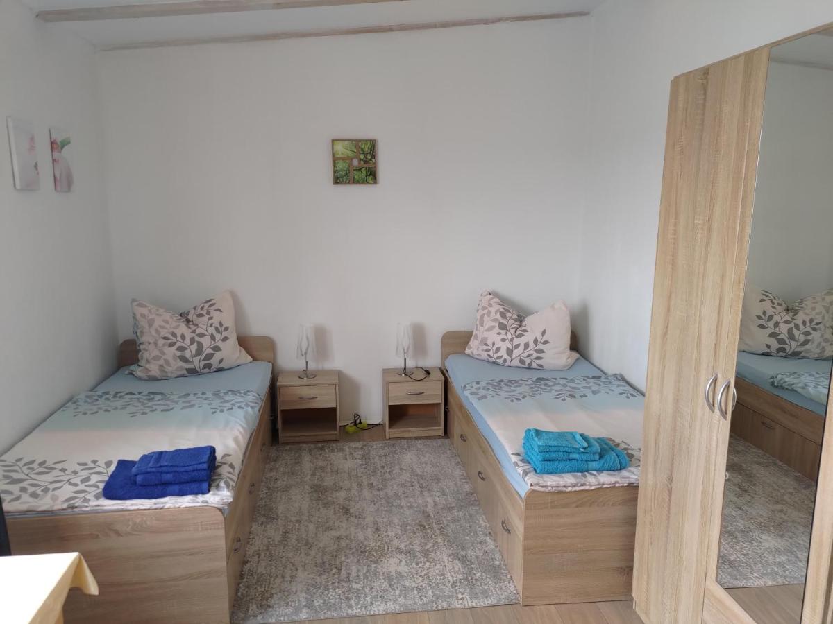Ferienwohnung am See - Housity
