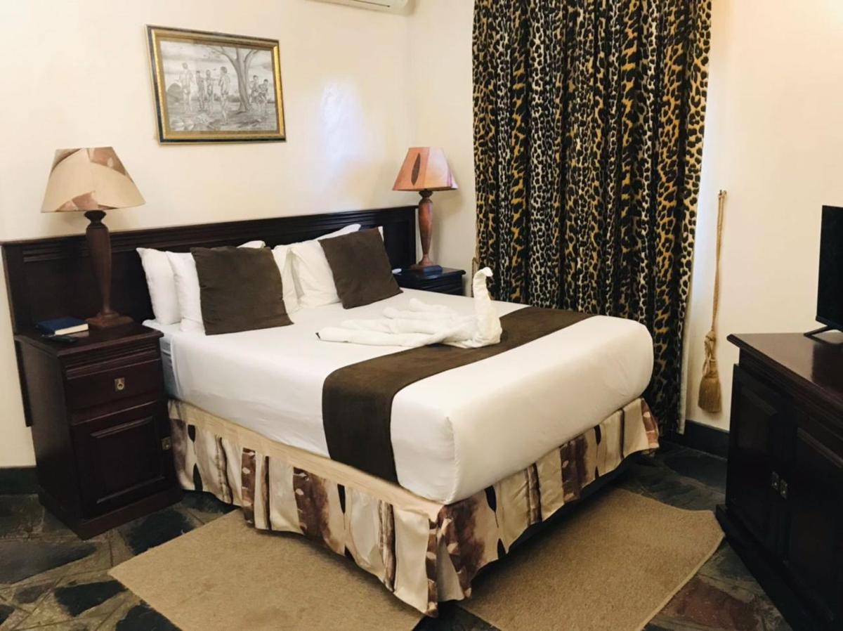 The Big Five Lodge - Housity