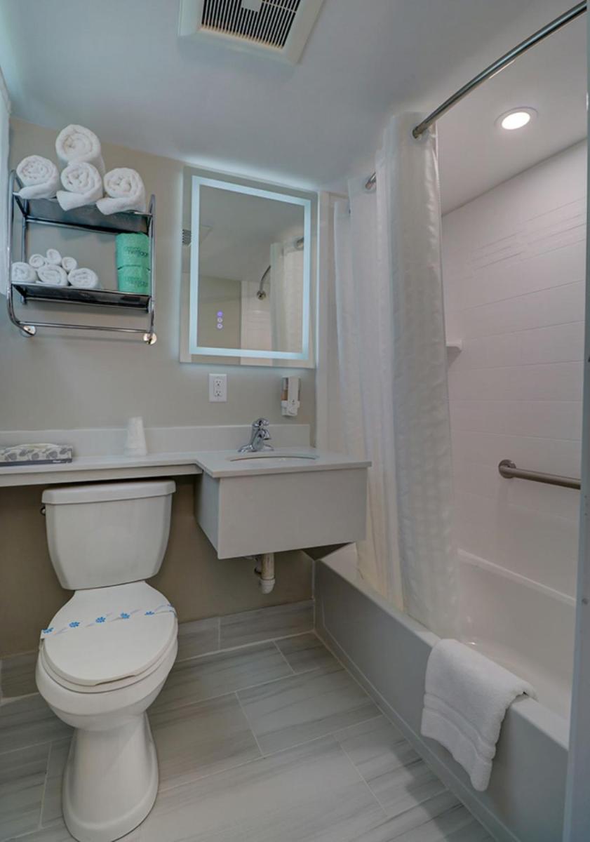 Skaket Beach Motel - Housity