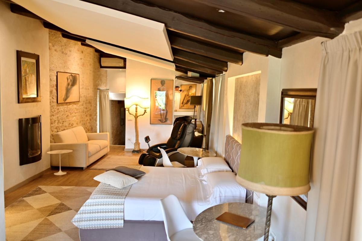 La Bastiglia - Housity