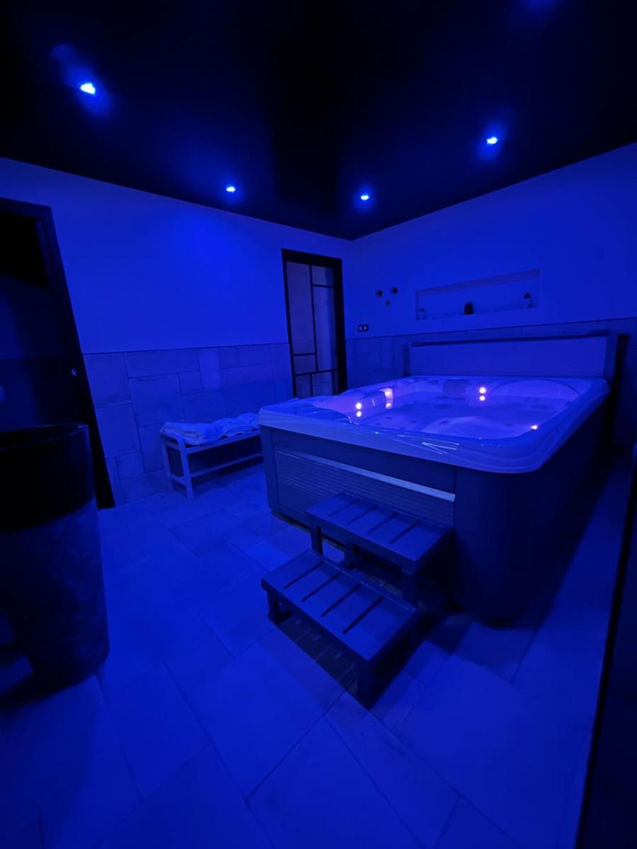 Chambre privatif spa - Housity