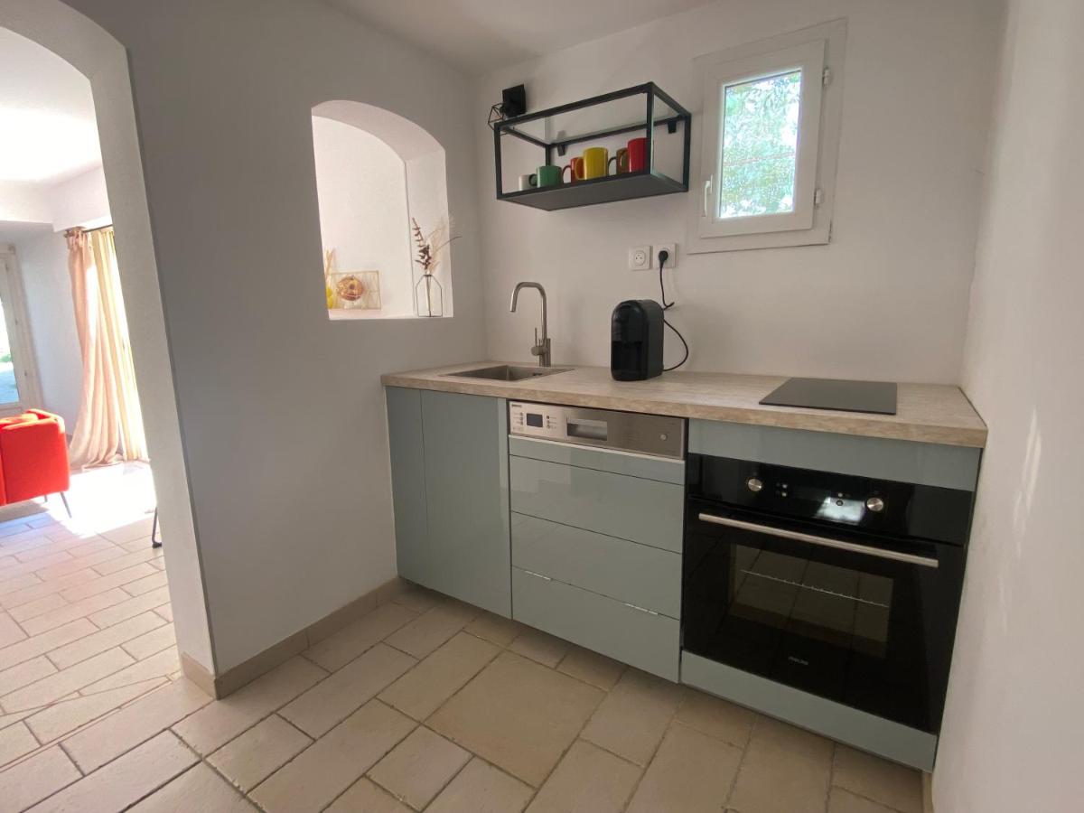 La maison en couleurs-3 étoiles-à 10 min d'Avignon, promo à la semaine - Housity