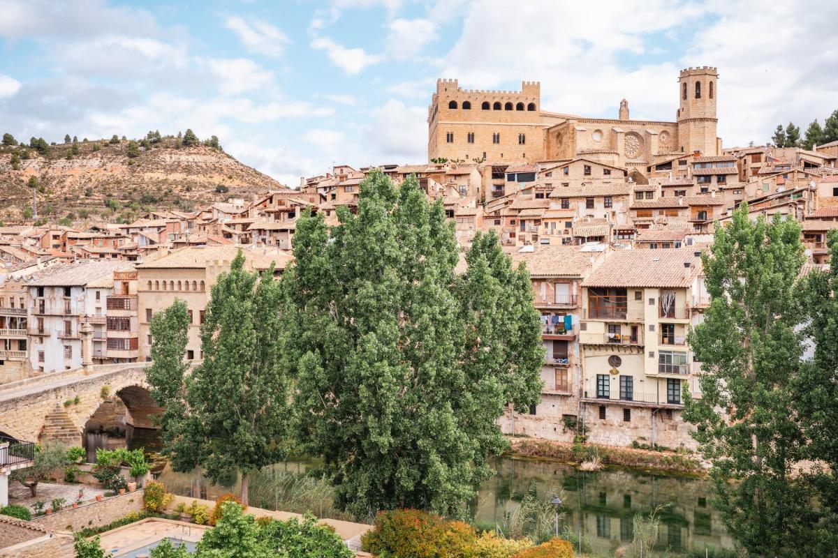 Casa Tío Pepe Valderrobres - Housity