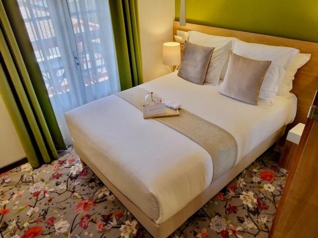 Hotel Berria - Housity