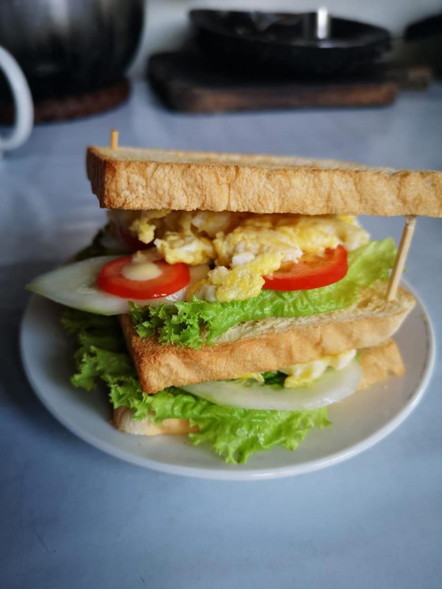 7th Heaven Lodge and Cafe - Housity