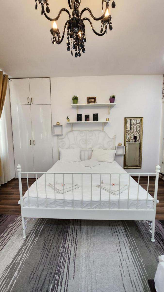 Piazza Grande Apartment - Housity