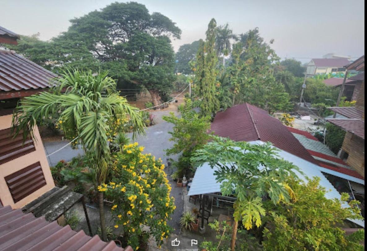 Baan Lotus Guest House - Housity