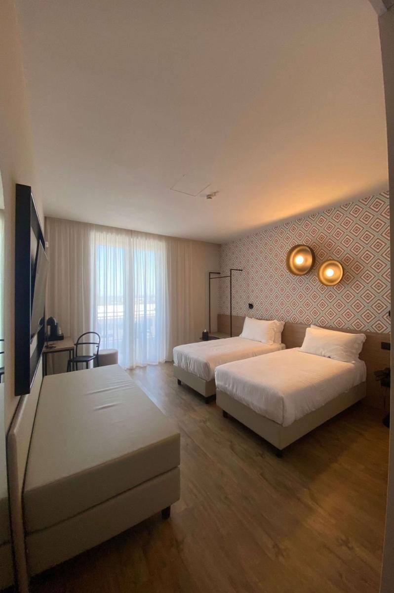 Best Western Hotel Massafra - Housity