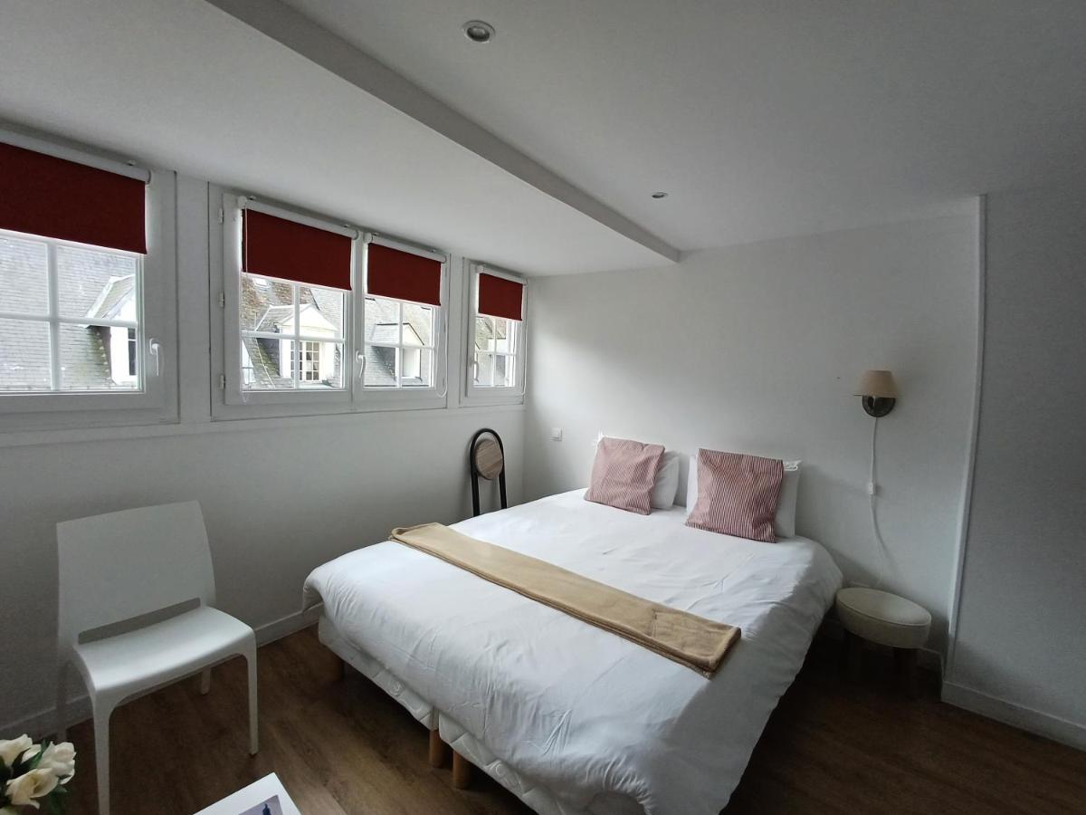 au Claire de lune - Housity