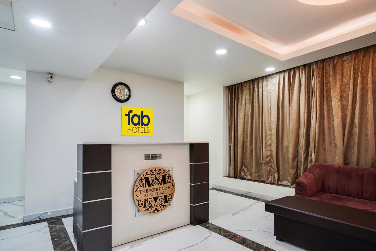 FabHotel Prime Royals Orchard - Housity