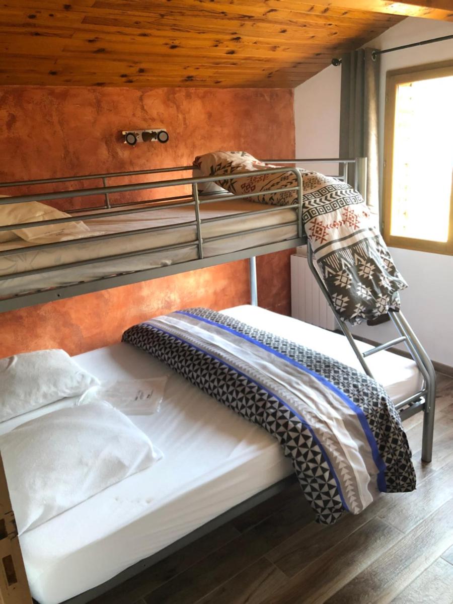 Chalet Les Accacias - Housity
