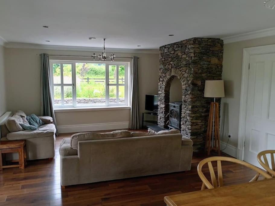 Conveniently located house to enjoy all of Kerry - Housity