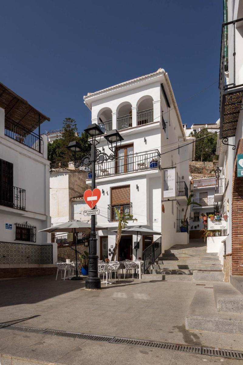 Olive & Ivy Guesthouse - Housity