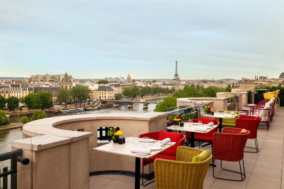 Balcon ou terrasse dans l'établissement Cheval Blanc Paris & Dior Spa Cheval Blanc Paris