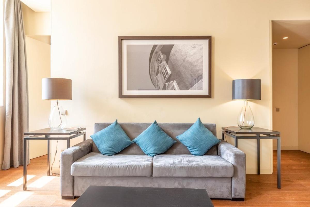 GuestReady - Time Out 105 - Housity