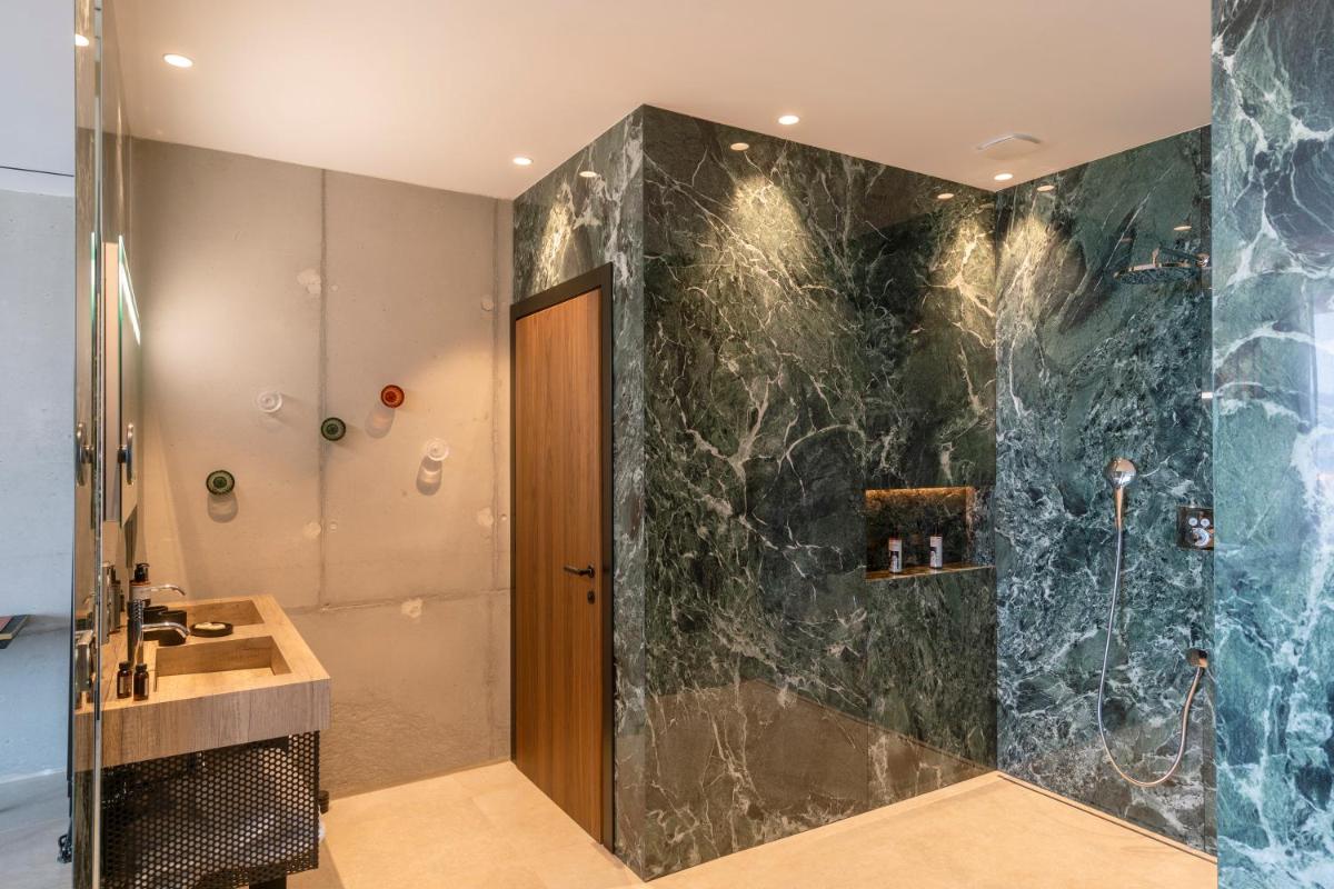 Salle de bains dans l'établissement Villa Urbana