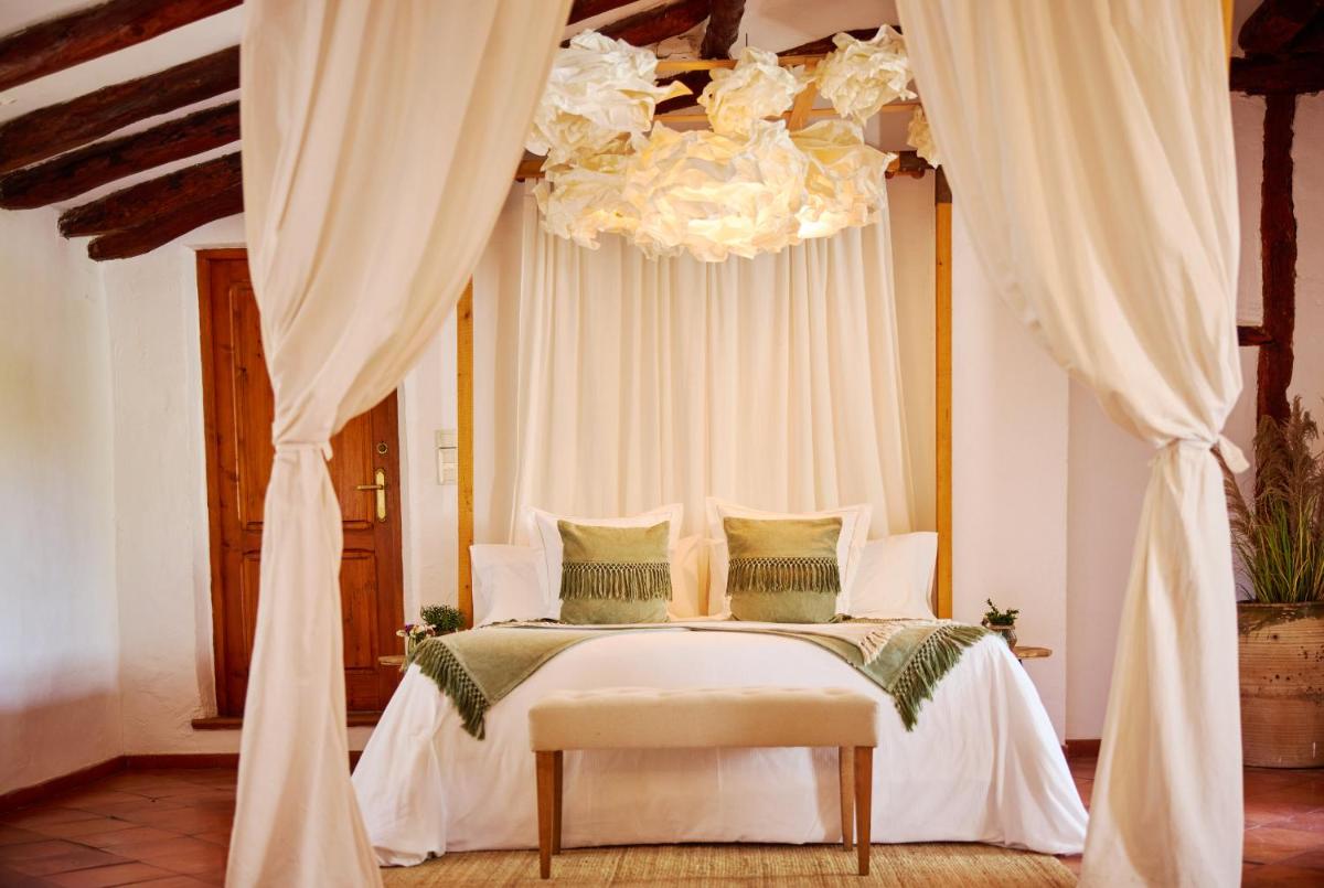 VILASIRA ( Rooms & Wines ) - Housity