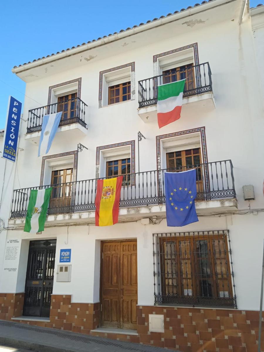 Suitetrails - Pension La Sierra