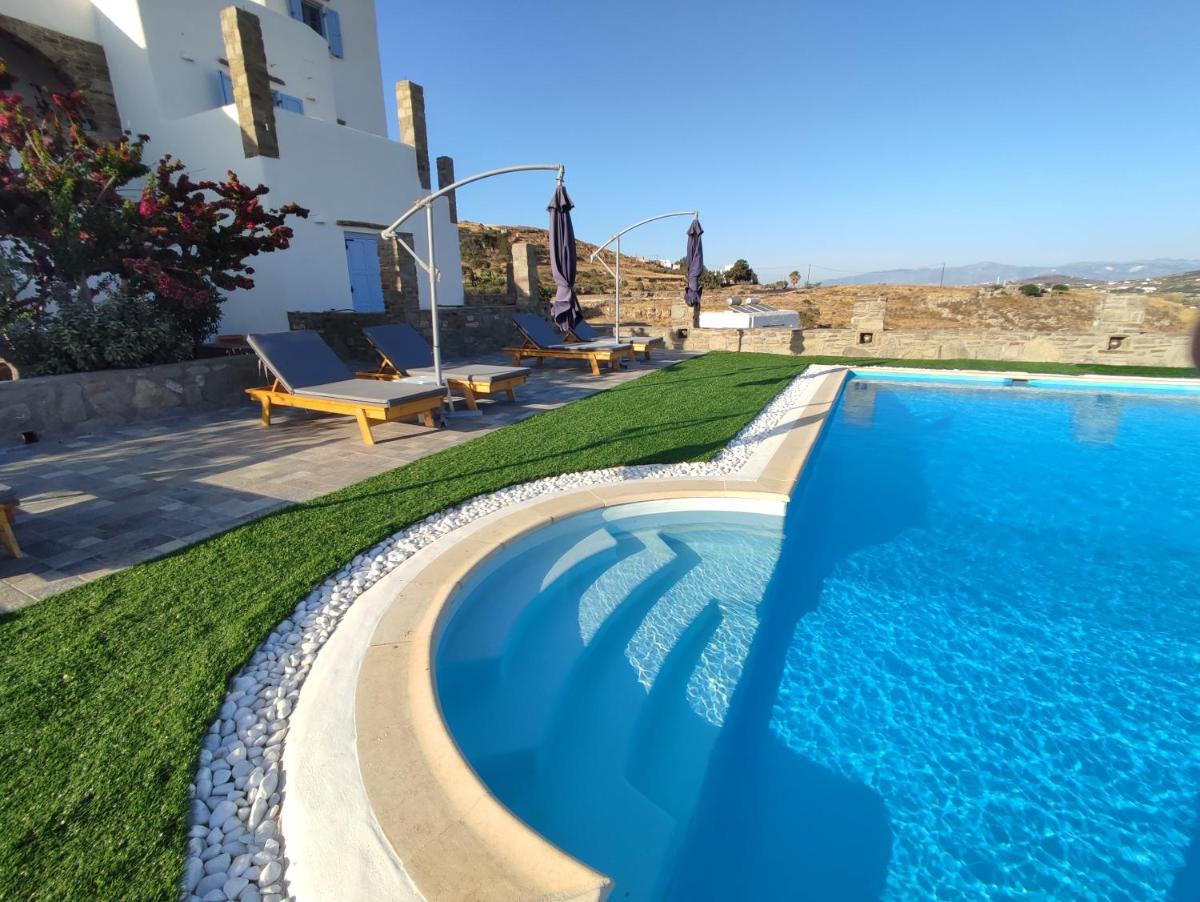 Pleiades Paros Family Apartments - Housity