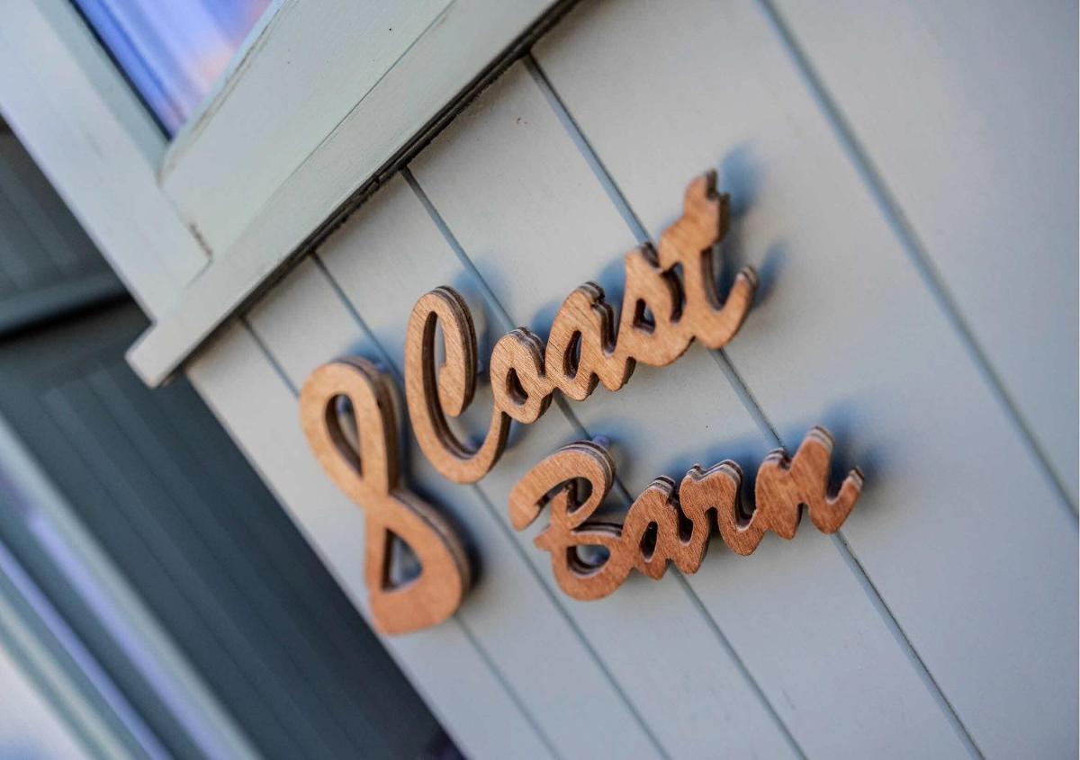 Coast Barn, Noss Mayo, Plymouth - Housity