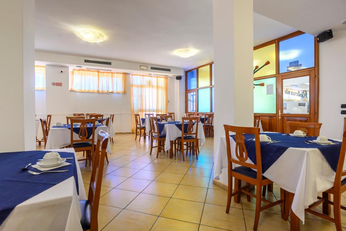 Hotel Vico Alto Siena - Housity