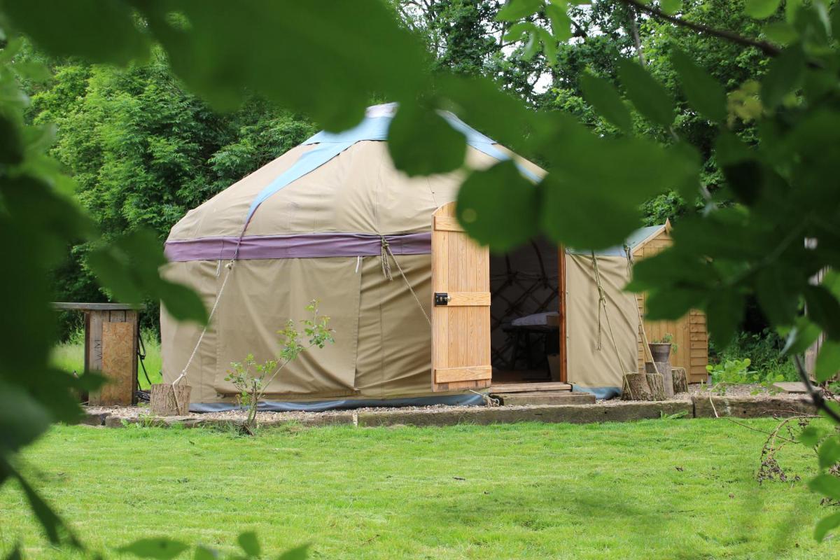 The Yurt at Worcesters Farm - Housity