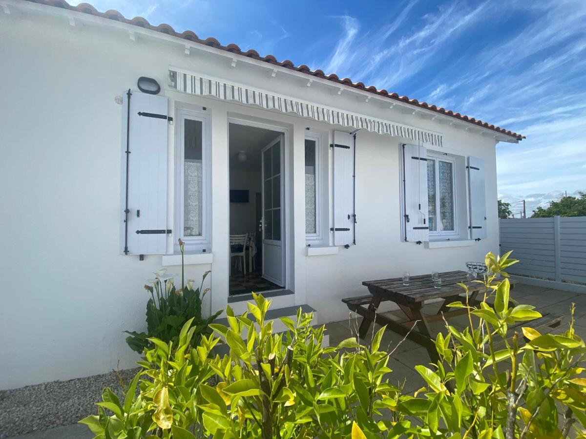 Charmant T2 avec Terrasse Privée, à 600m Plage et Commerces, La Tranche-sur-Mer - FR-1-22-278 - Housity