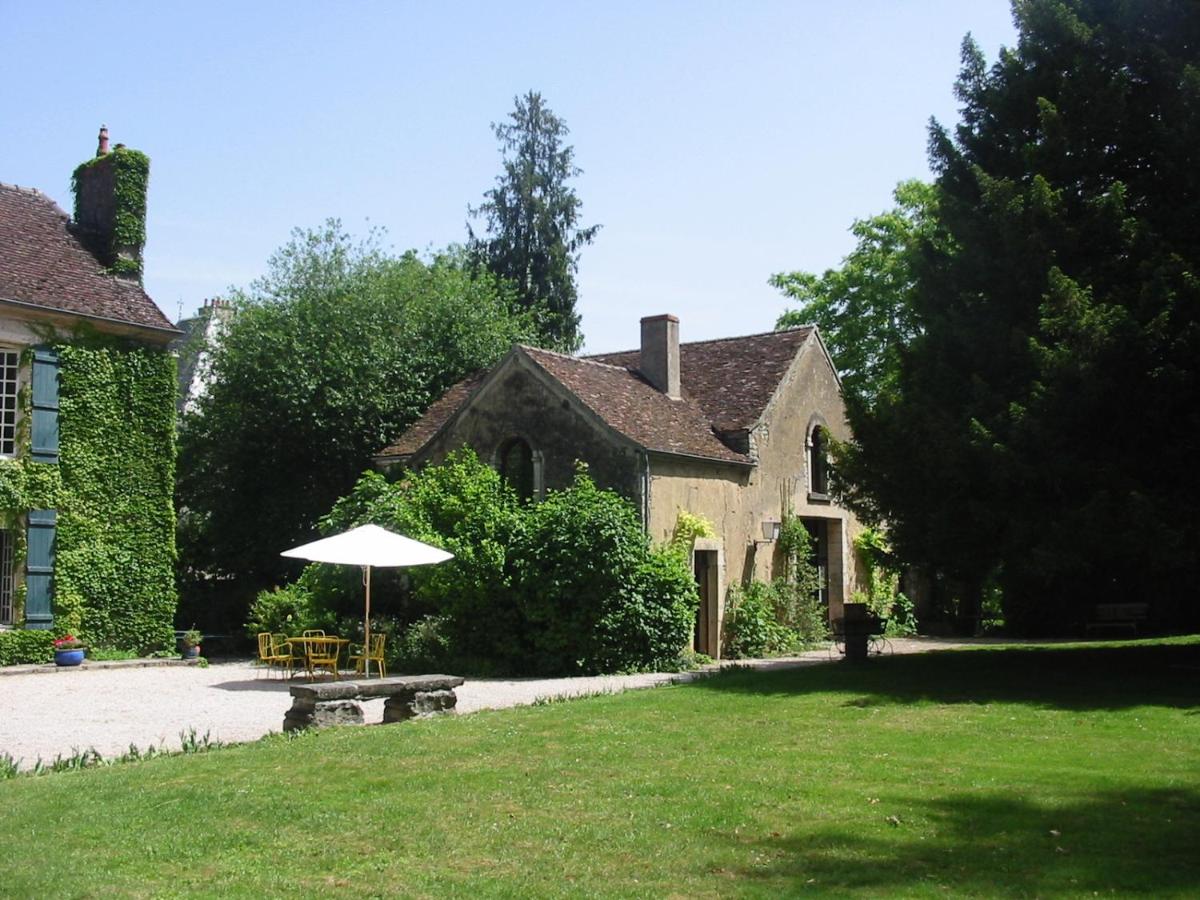 le Petit Paris - Housity