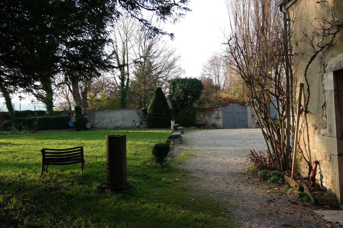 le Petit Paris - Housity