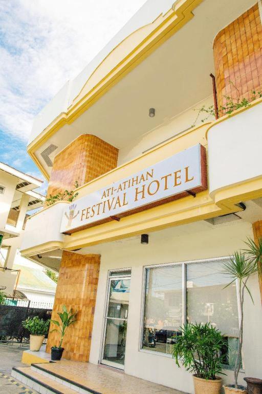 Suitetrails - Ati-Atihan Festival Hotel
