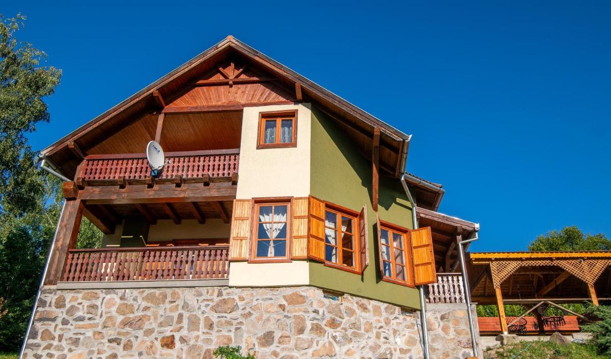 Hilltop The House Filia - Housity