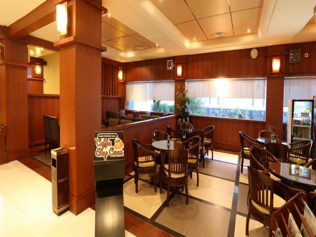 Hotel Tarakan Plaza - Housity