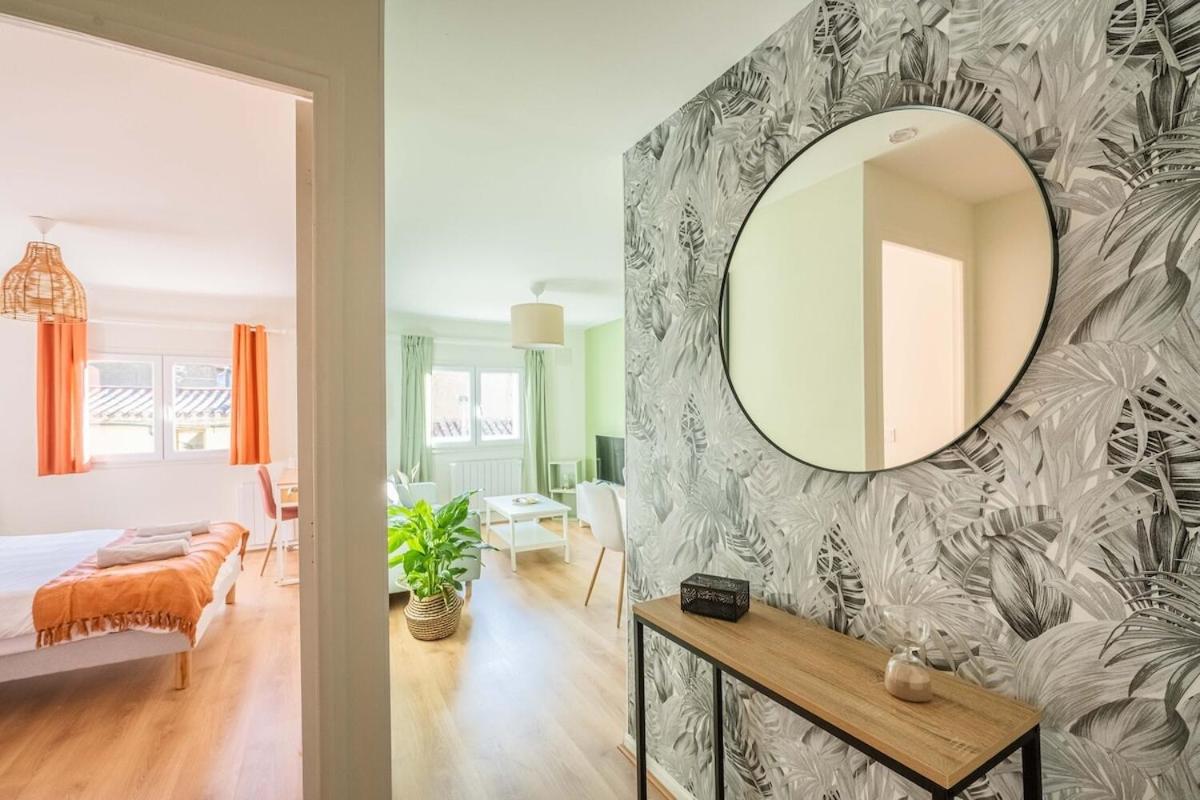 Le Bicolore ~ Rue calme ~ Centre-ville - Housity