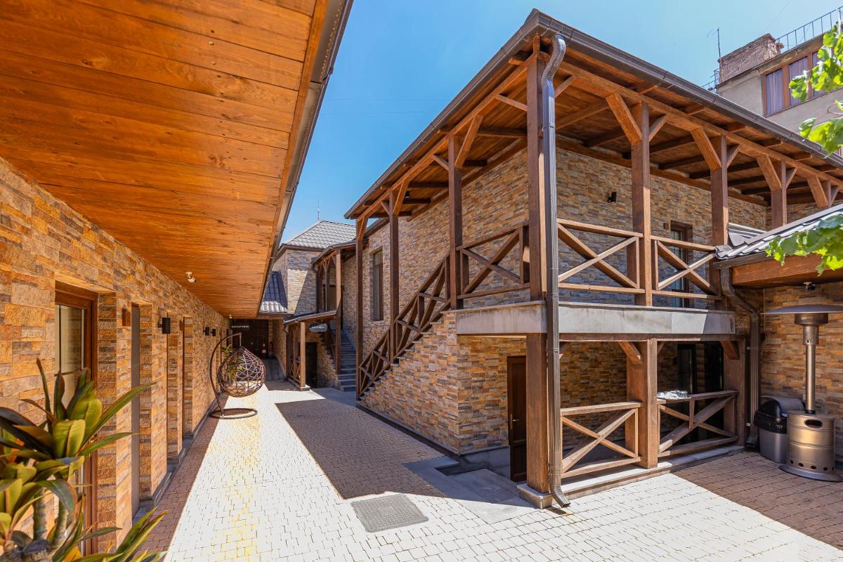 Boutique Living Hotel - Housity