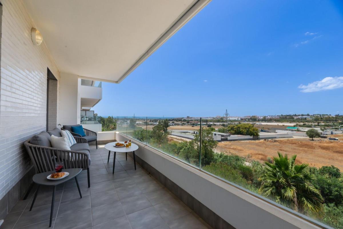 Nueva Andalucia Marbella, Luxury Apartments - Housity