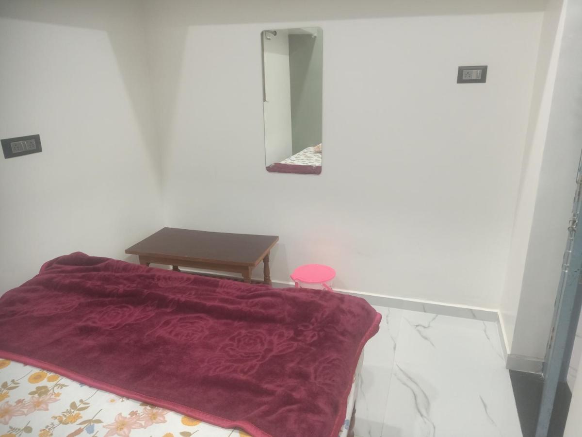 Sandhya HomeStay Hampi - Housity