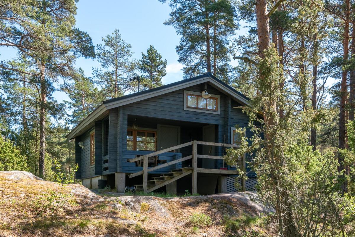 Suitetrails - Pinetree Cottages Blue Cabin