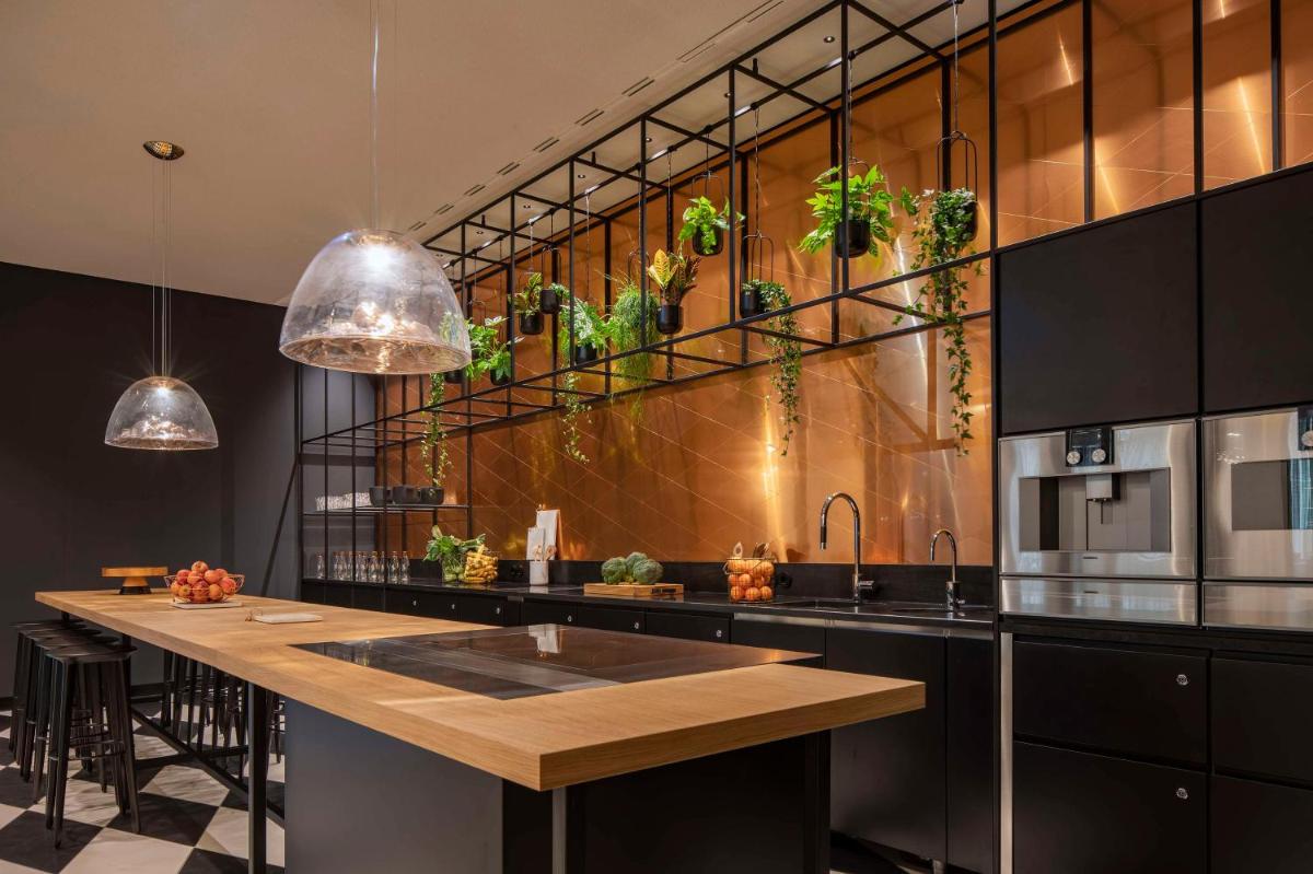 Küche/Küchenzeile in der Unterkunft Andaz Munich Schwabinger Tor, By Hyatt Küche/Küchenzeile in der Unterkunft Andaz Munich Schwabinger Tor, By Hyatt