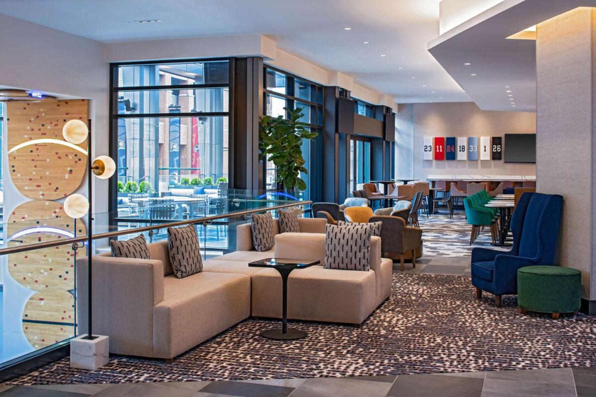 Hyatt Place Indianapolis Downtown - Housity