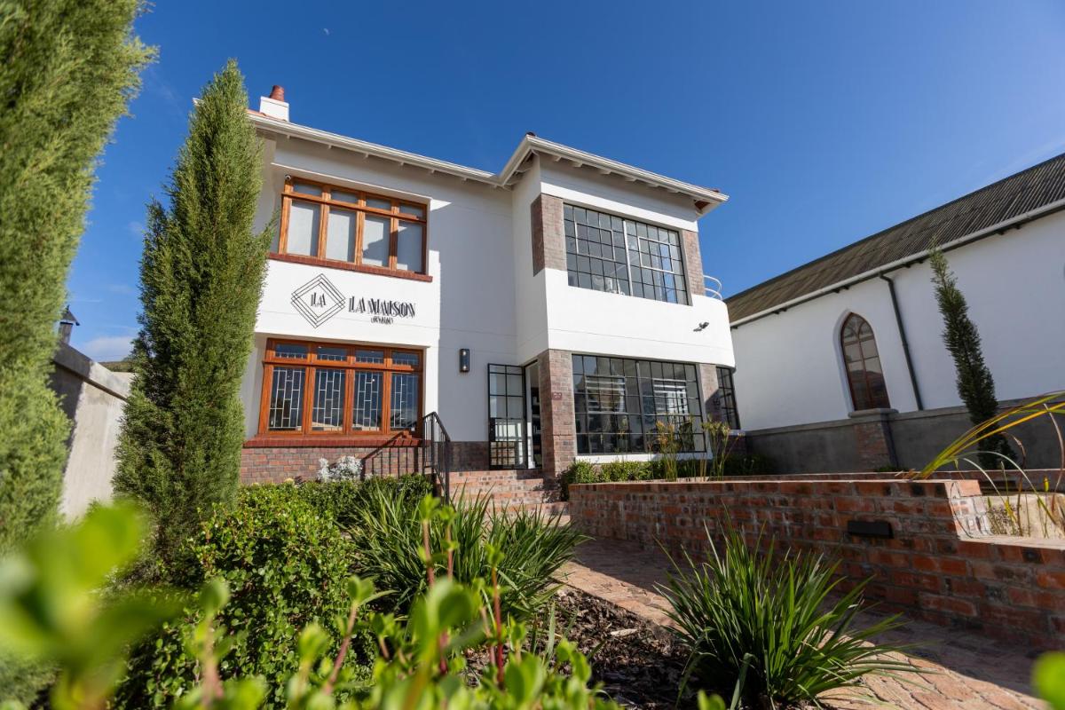 La Maison On Main Self-Catering Villa - Housity